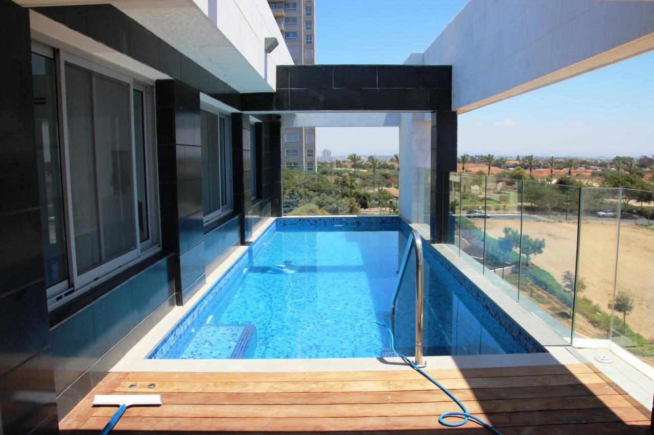 SeaScape Terraces Netanya Villa Bagian luar foto
