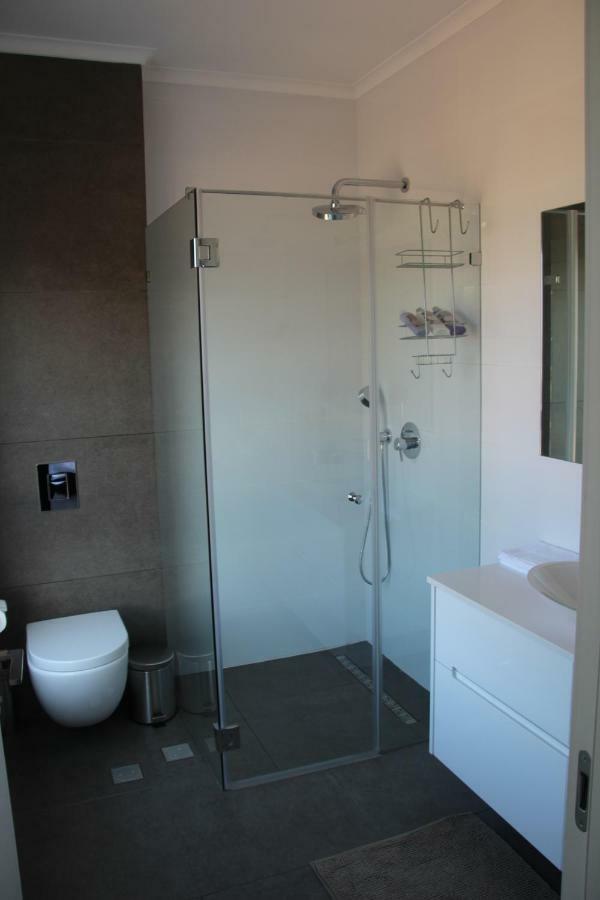 SeaScape Terraces Netanya Villa Bagian luar foto